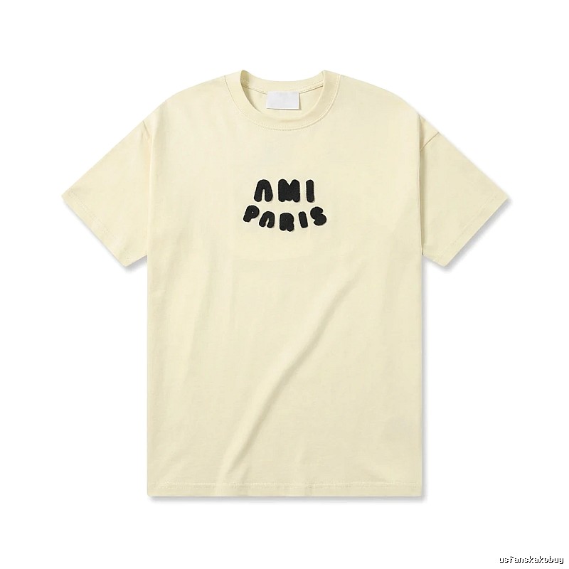 AMI Paris Casual Style Off-White T-shirt