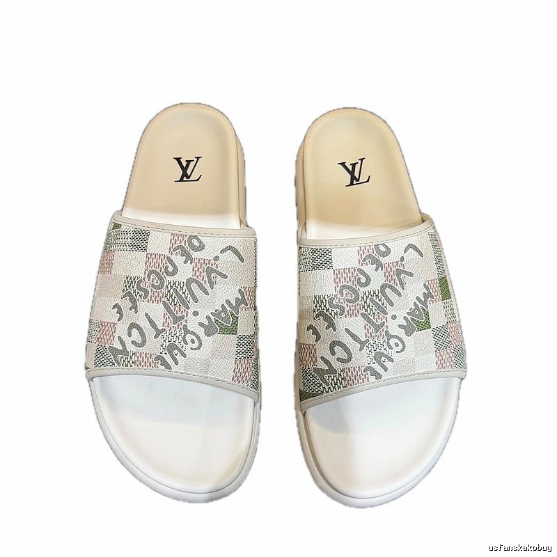 Louis Vuitton Trendy Checkerboard Off-white Slides