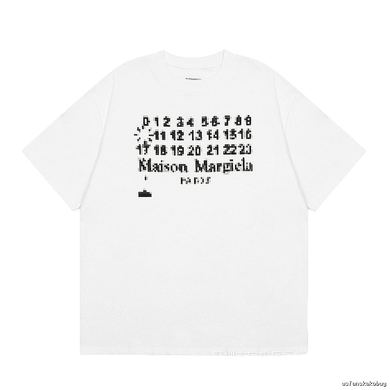 Maison Margiela Pixel Streetwear White Short-sleeve T-shirt