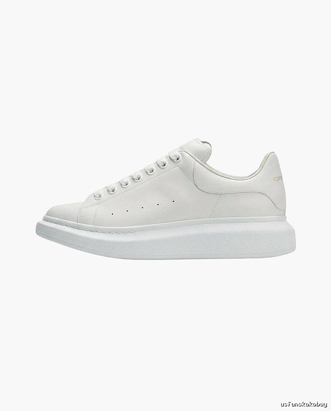 McQueen thick-soled casual small white shoes