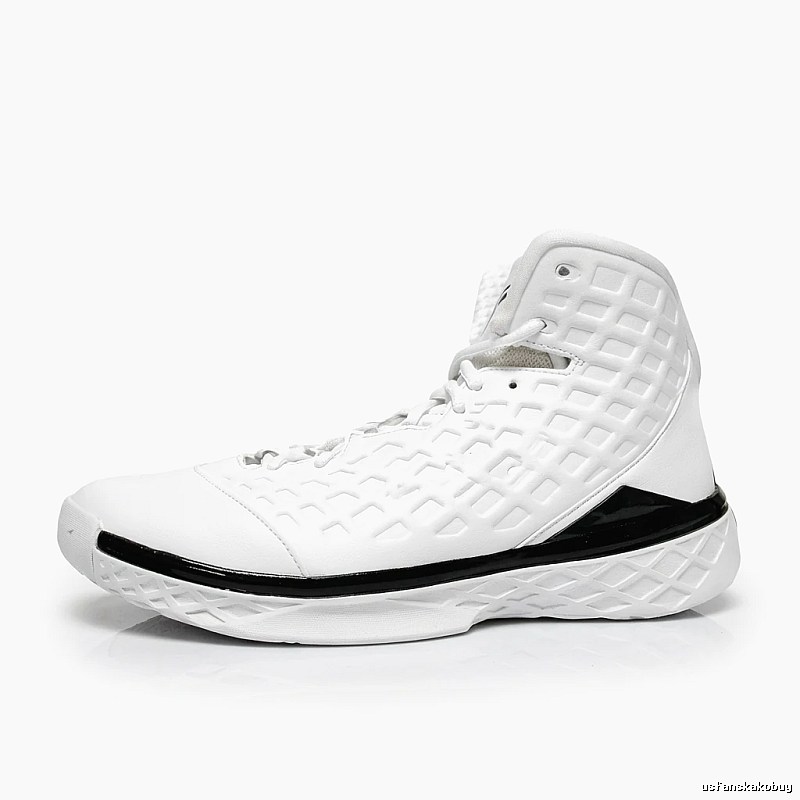 Nike retro black and white basketball shoes
