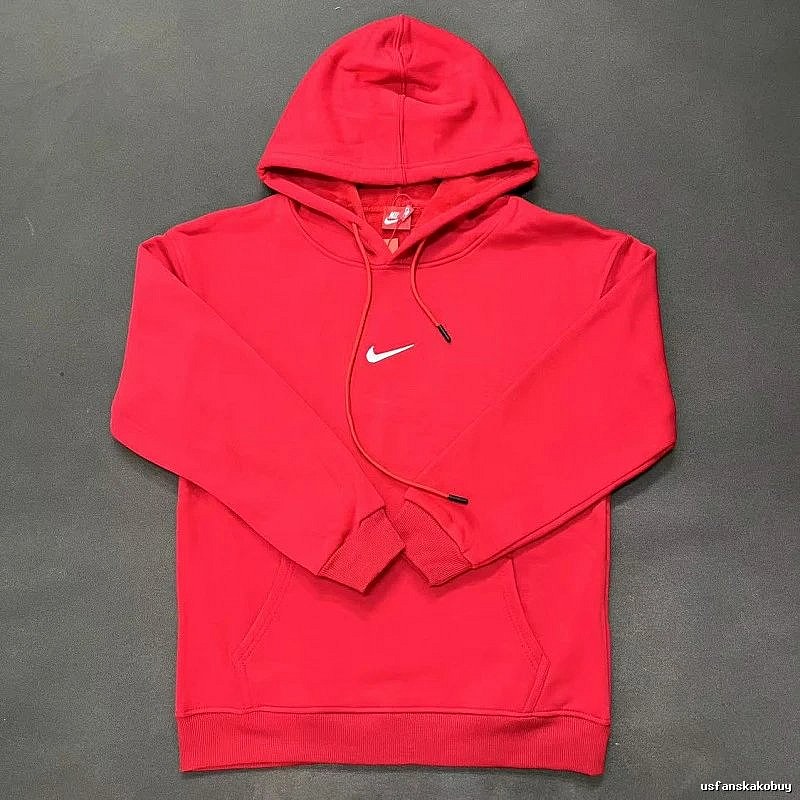 Nike Small Chest-Logo Detail Small-Logo Detail Red Zip Hoodie Commuter Look Swoosh