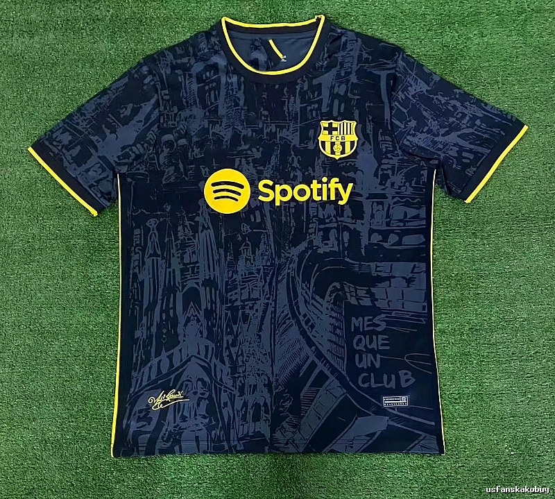 Real Madrid Commemorative-Style Look Dragon Soccer Jersey Campus Look