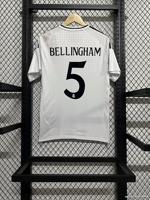 Real Madrid Daily Home soccer jersey White Real Madrid for City Outfits Select Edition