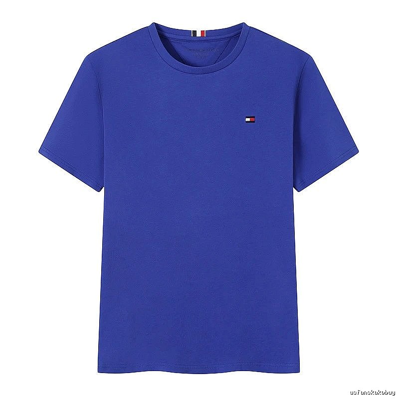 Tommy Hilfiger Multicolor Blue Logo T-Shirt City Outfit
