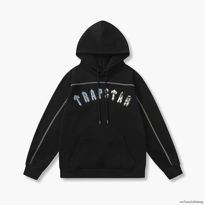 Trapstar trendy black hoodie